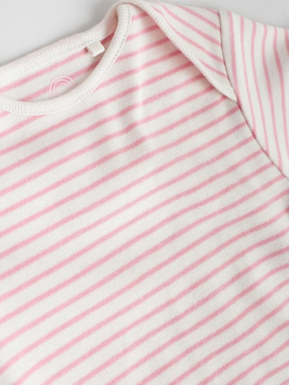 Roze met hartjesprint - Set van 5 babyrompertjes met korte mouwen