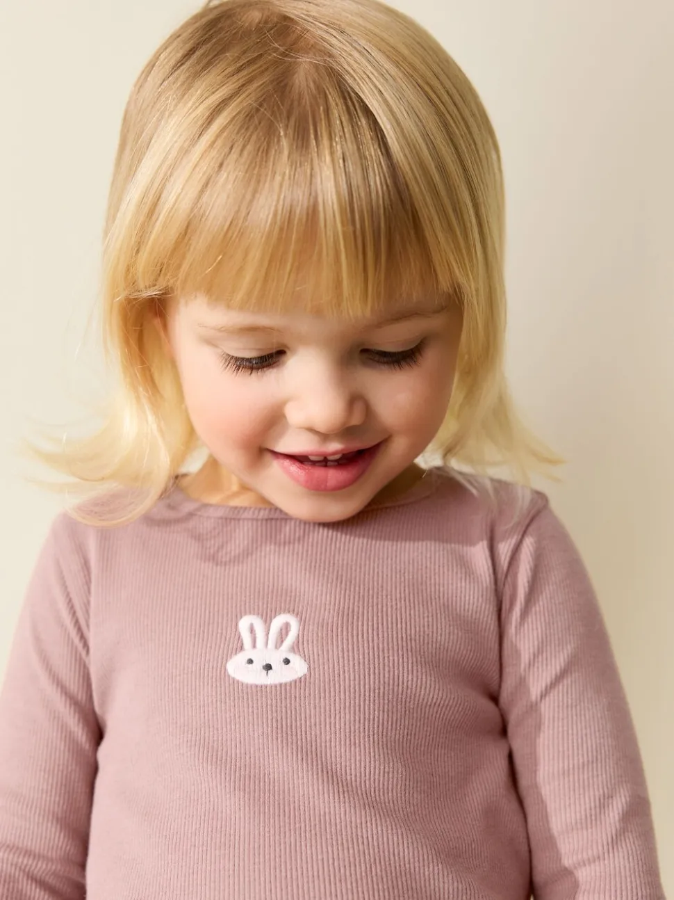 Roze met konijnen - Long sleeve Embroidered Ribbed Top (3mths-7yrs)