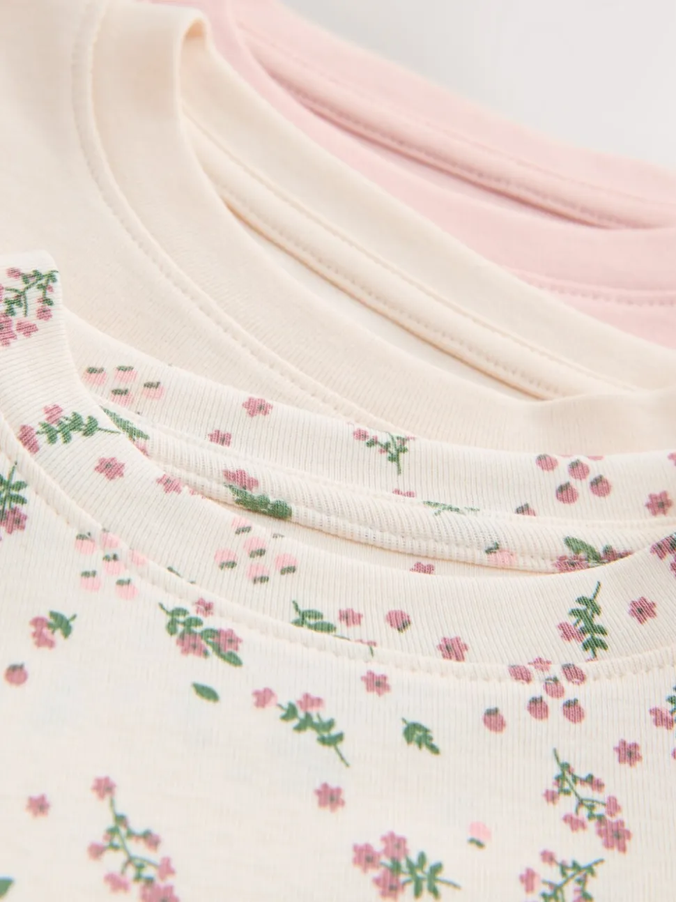 Roze met vrolijke bloemenprint - Verpakking van 3 pyjama's met joggingbroek (3-16 jr)