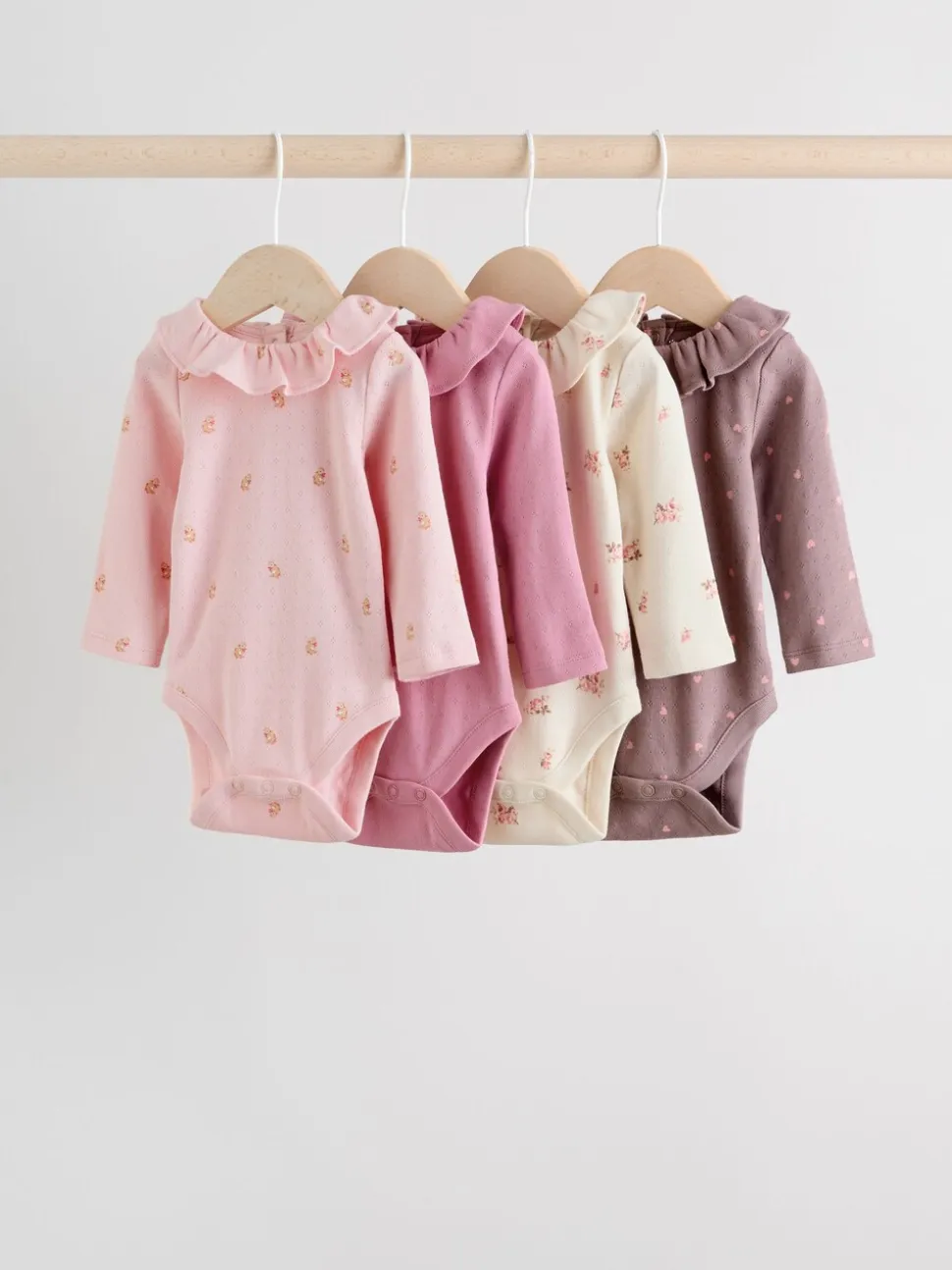 Roze/crème/bruin met fijne bloemetjesprint - Verpakking van 4 babyrompers met lange mouwen en ruches (0mnd-2jr)