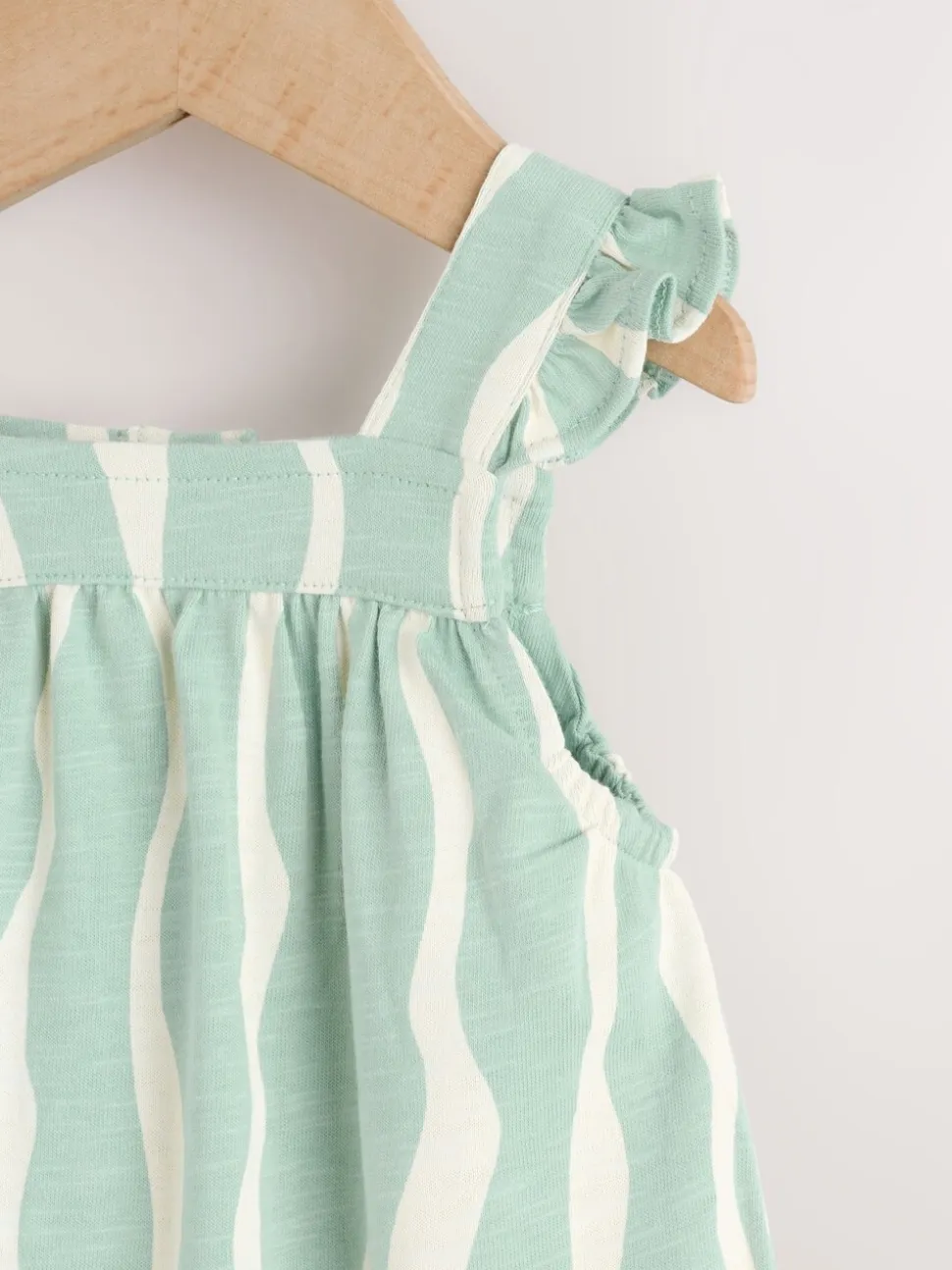 Saliegroen gestreept - Baby Long Leg Jersey Romper (0mths-3yrs)