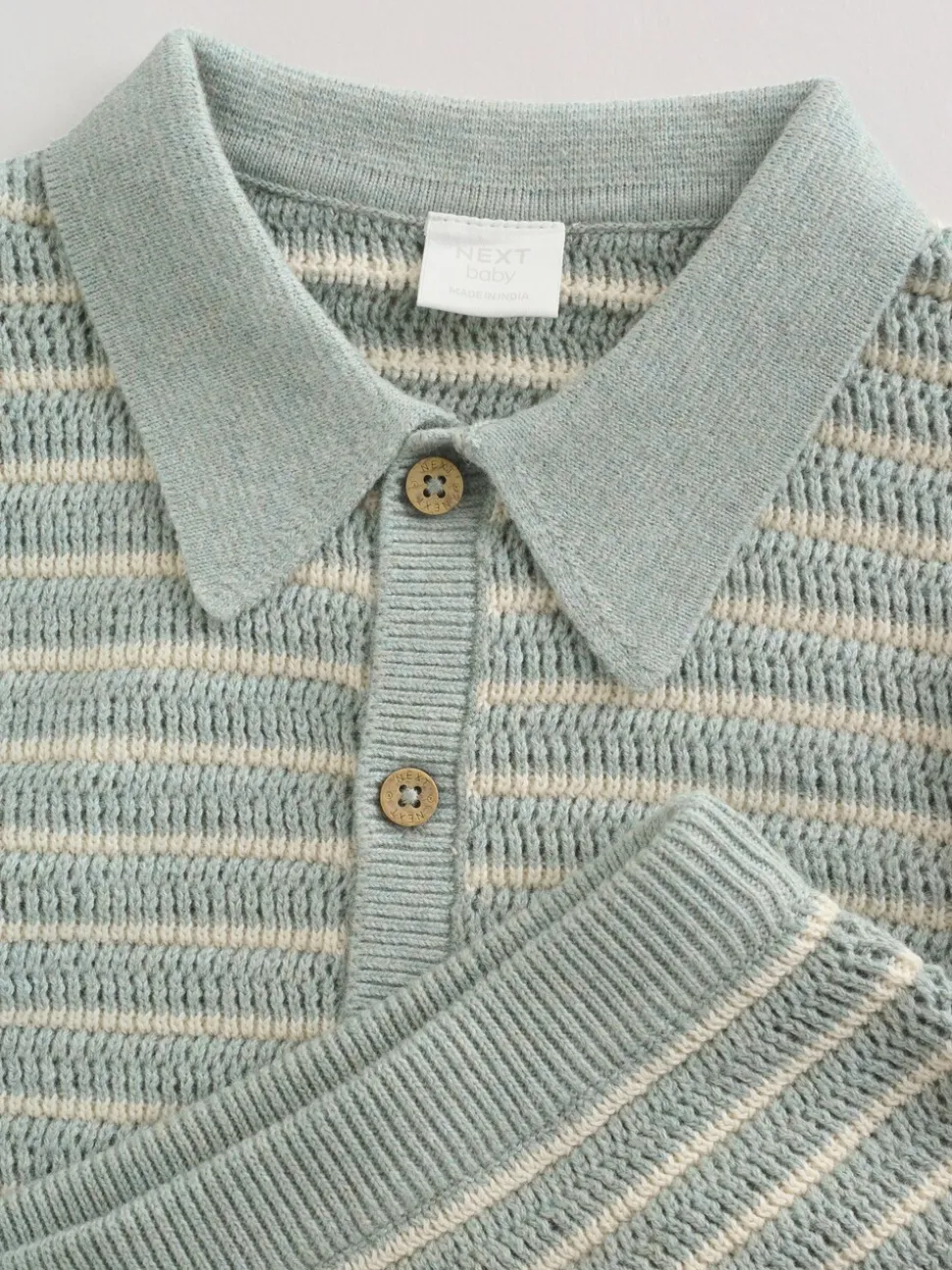 Saliegroen gestreept - Knitted Top and Shorts Baby Set (0mths-2yrs)
