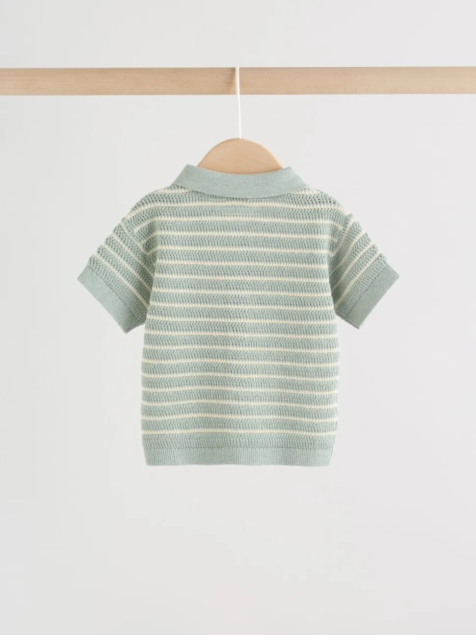 Saliegroen gestreept - Knitted Top and Shorts Baby Set (0mths-2yrs)