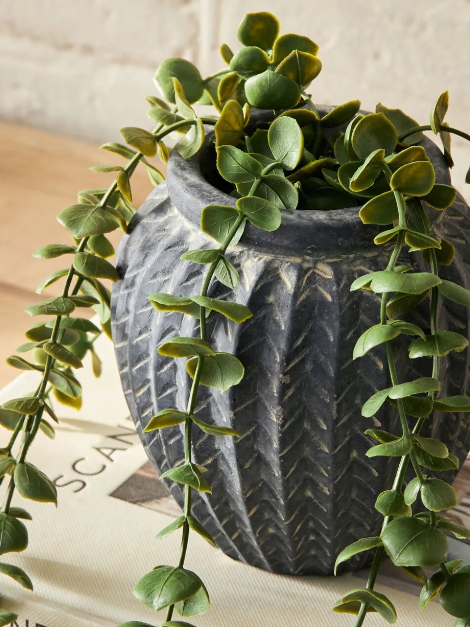 Scandi kleine kunsthangplant