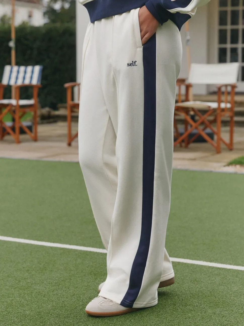 self. joggingbroek met wijde pijpen