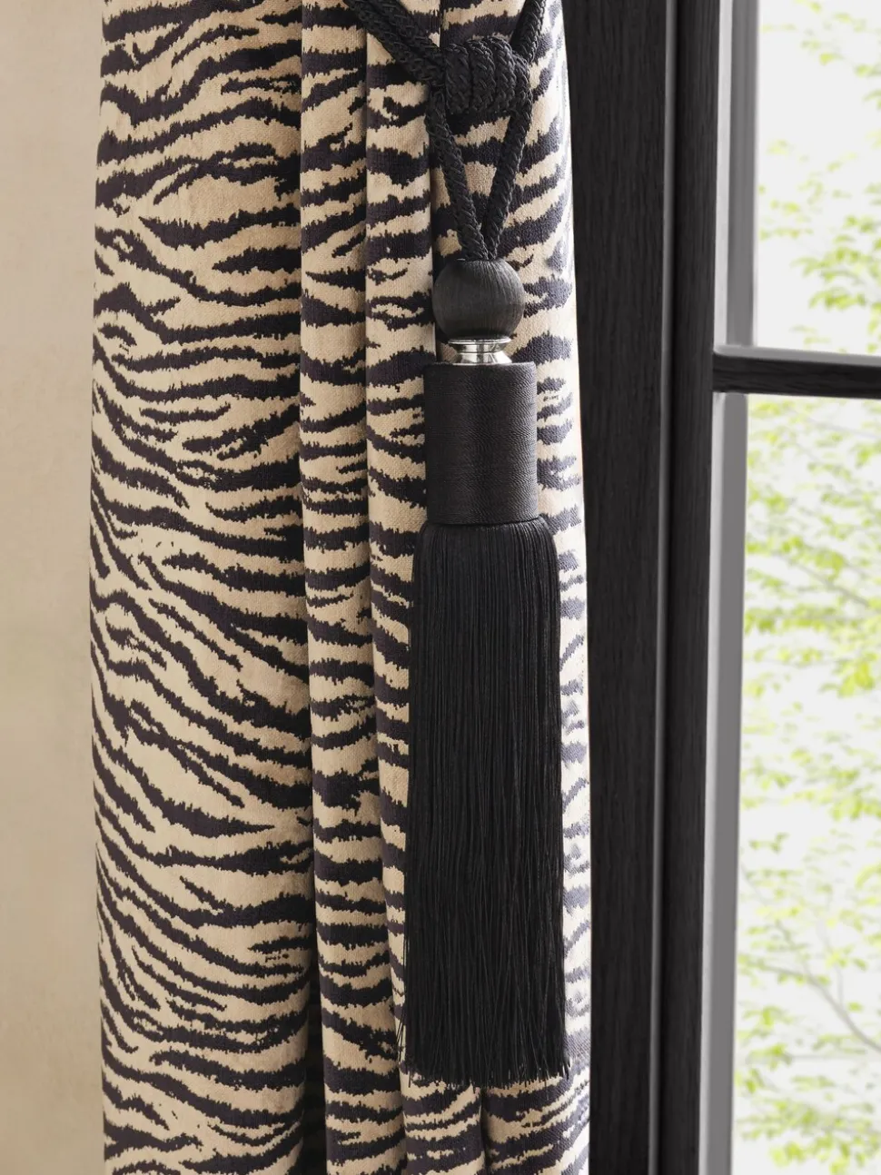 Set of 2 Large Tassel Curtain Tie Backs