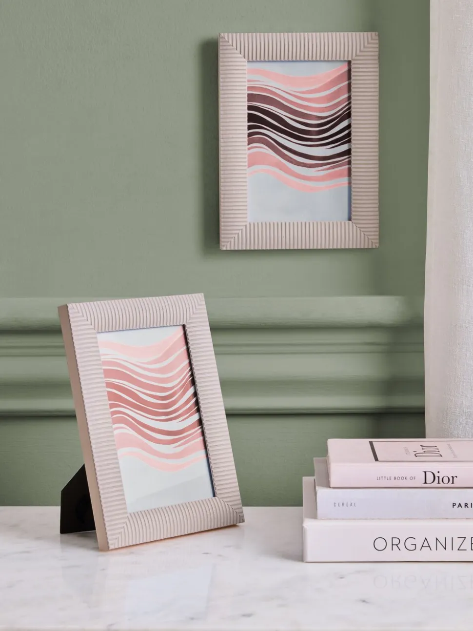Set of 2 Linear Photo Frames