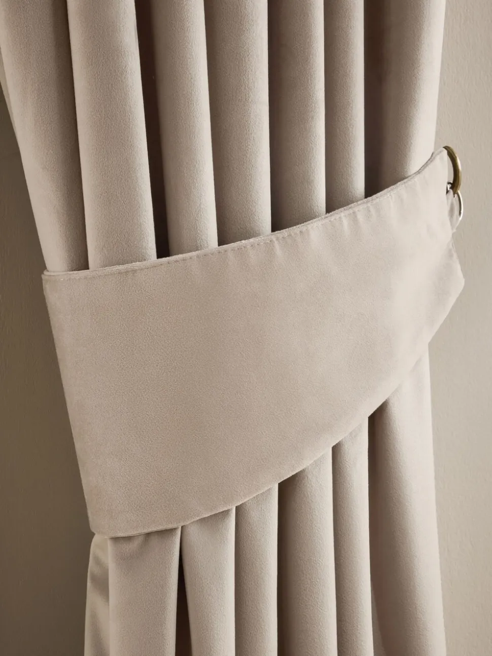 Set of 2 Matte Velvet Curtain Tie Backs