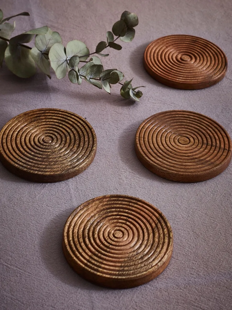Set van 4 Bronx geëtste houten onderzetters