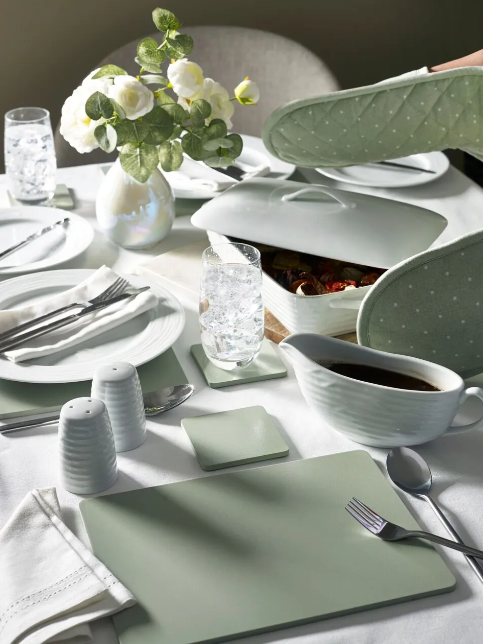 Set van 4 houten placemats en onderzetters