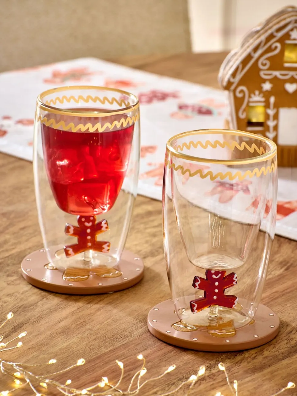 Set van 2 kerstbekerglazen met peperkoekmannetje