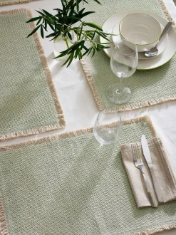 Set van 4 placemats met franjerand