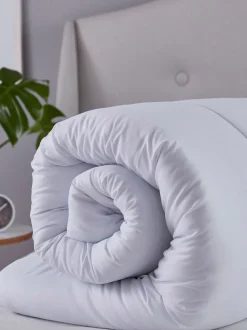 Silentnight Anti Allergy 4.5 Tog Summer Duvet