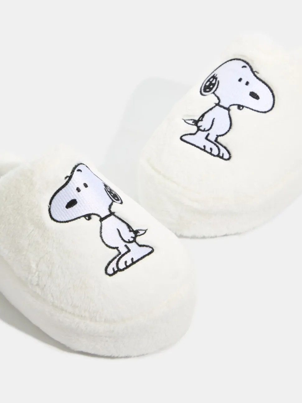 Skinnydip Snoopy x Skinnydip Slippers