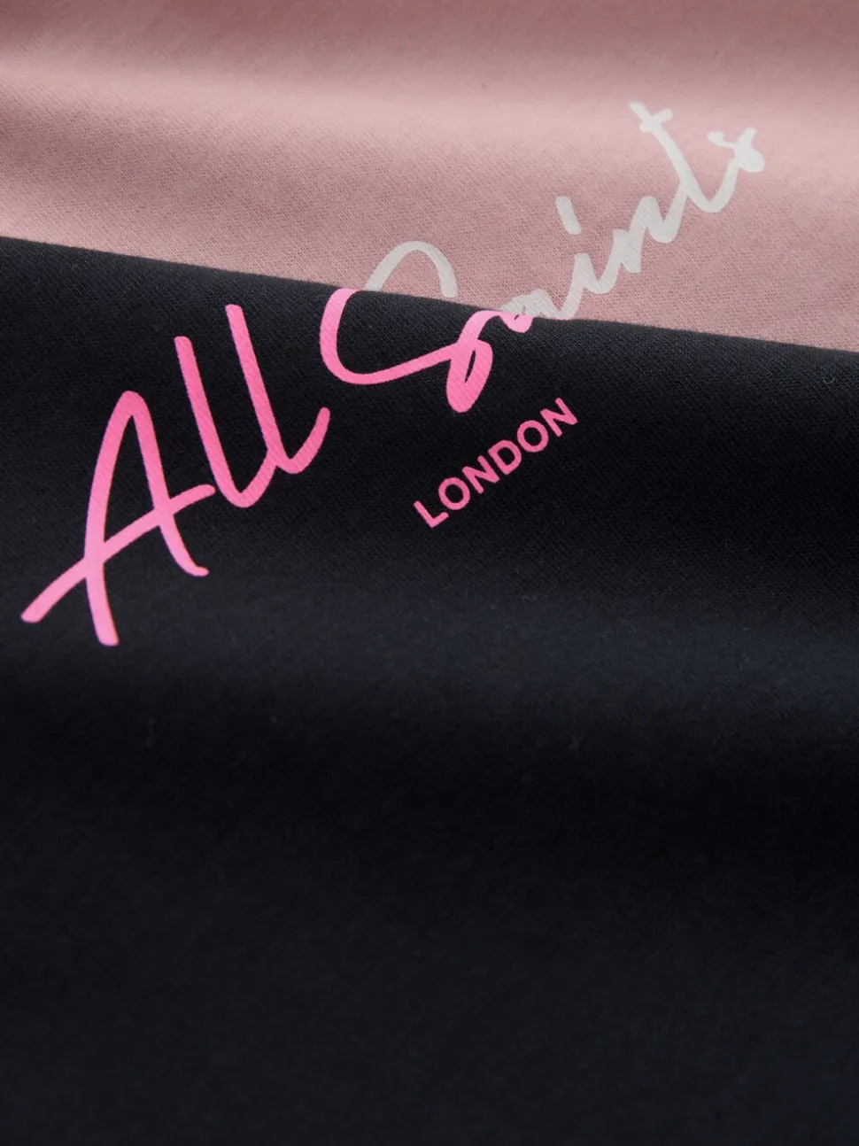 smALLSAINTS Script Logo Crew Neck Relaxed T-Shirts 3 Pack