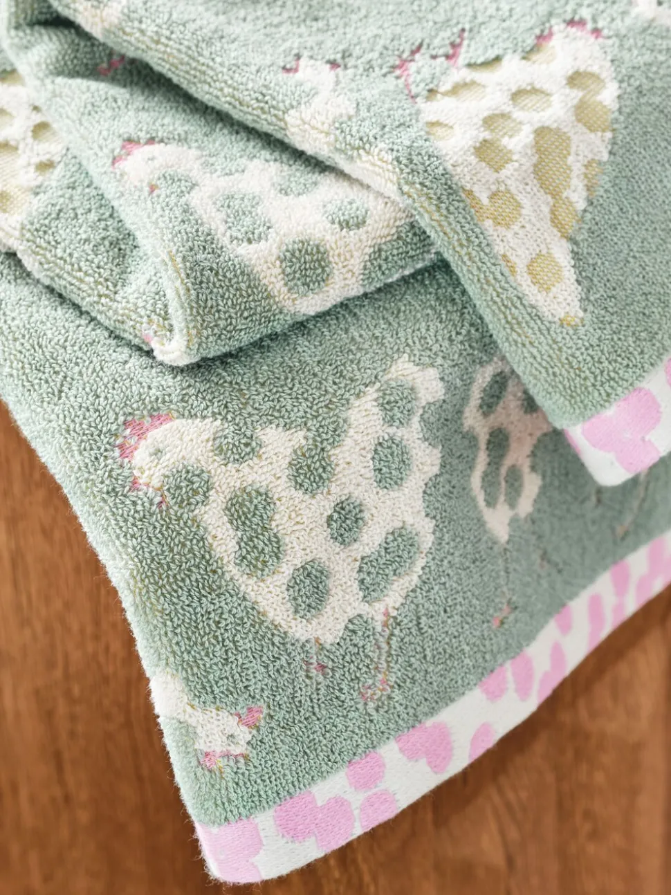 Spring Pat Chicken Towel