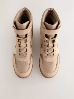 Taupe - Forever Comfort® sneakers met sleehak en veters
