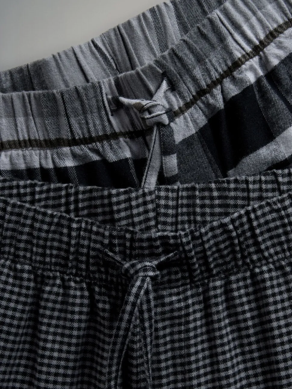 The Set 2 Pack Jersey T-Shirt and Flannel Pyjamas