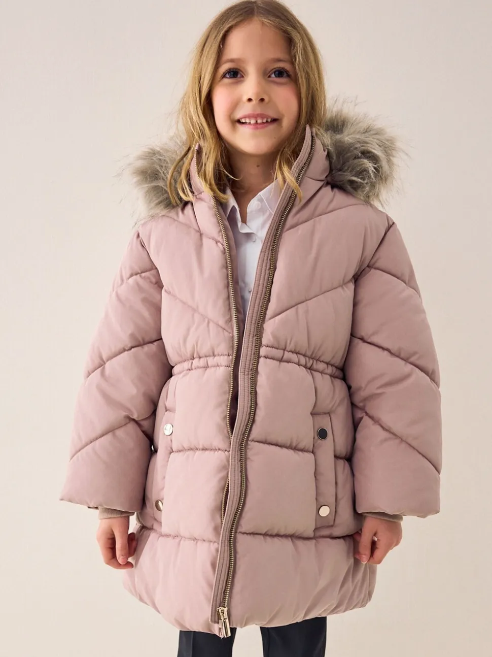 Toffee met roze - Regenbestendige gewatteerde jas met imitatiebontrand (3 - 16 jr)