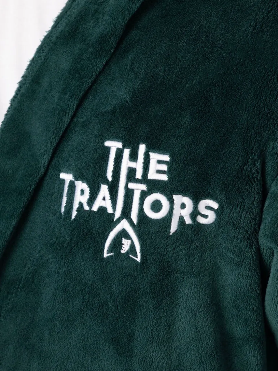 Vanilla Underground The Traitors Hooded Bath Robe