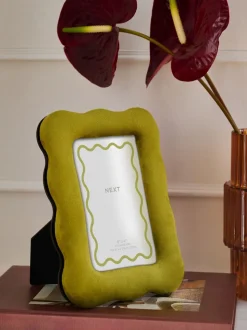 Velvet Wiggle Photo Frame