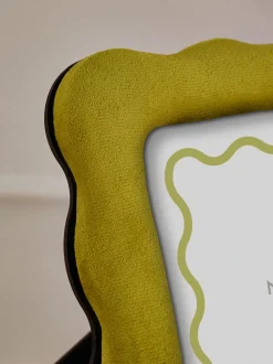Velvet Wiggle Photo Frame
