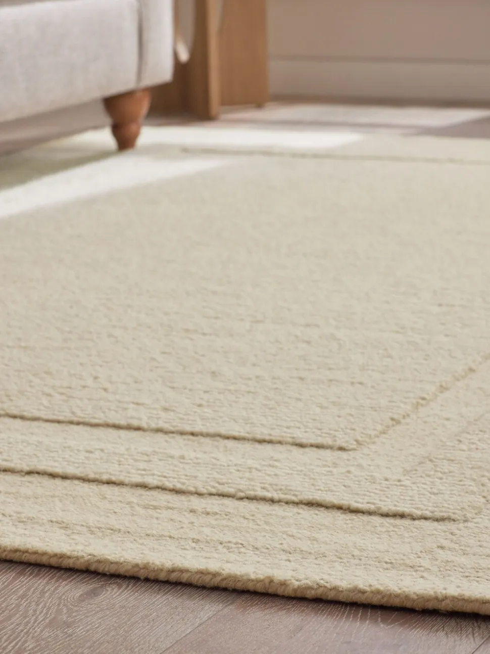 Vienna Border Rug