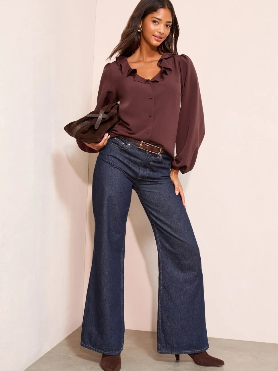 Vijgpaars - Friends Like These Long Sleeve Button Front Ruffle Blouse