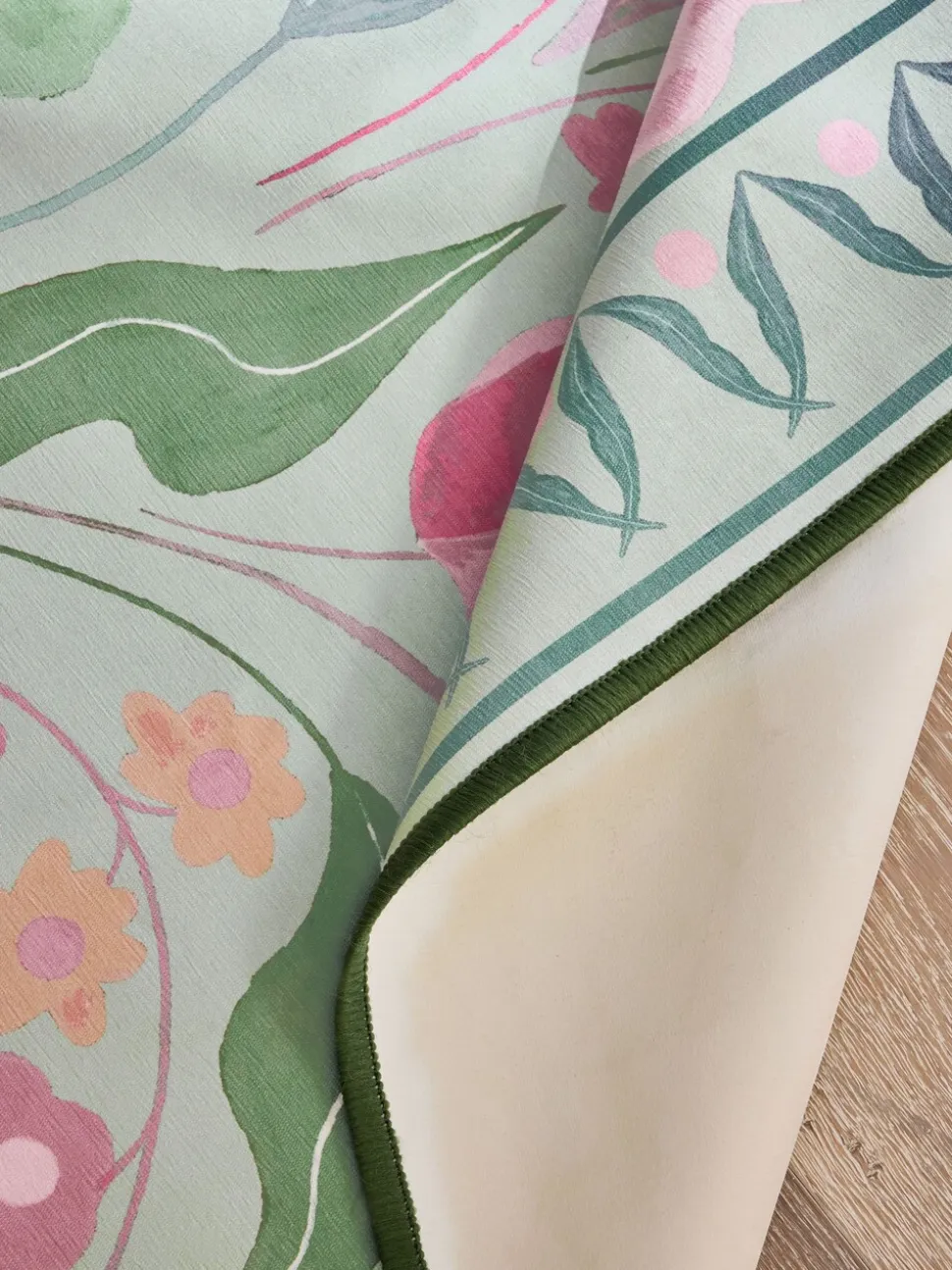 Washable Bettie Floral Print Rug