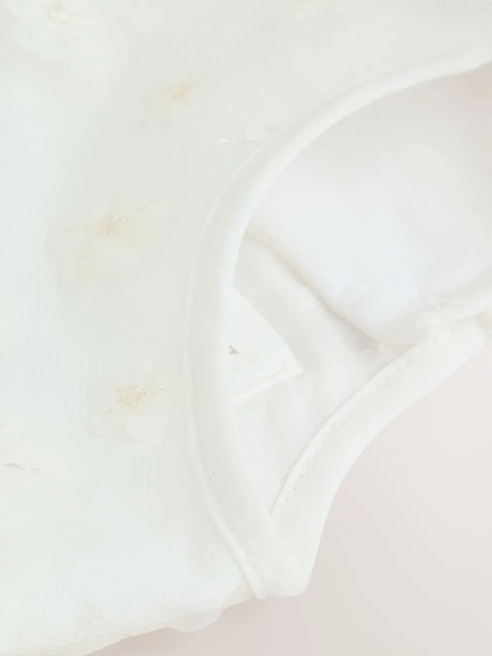 White 3D Flowers - Feestelijke babyjurk (0 mnd-2 jr)