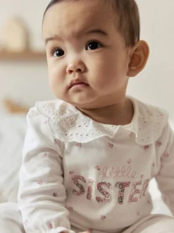 White Little Sister - Gezinspyjama voor baby's (0-2jr)