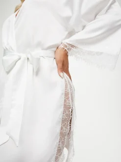 Wit - Ann Summers Cherryann satijnen kimono