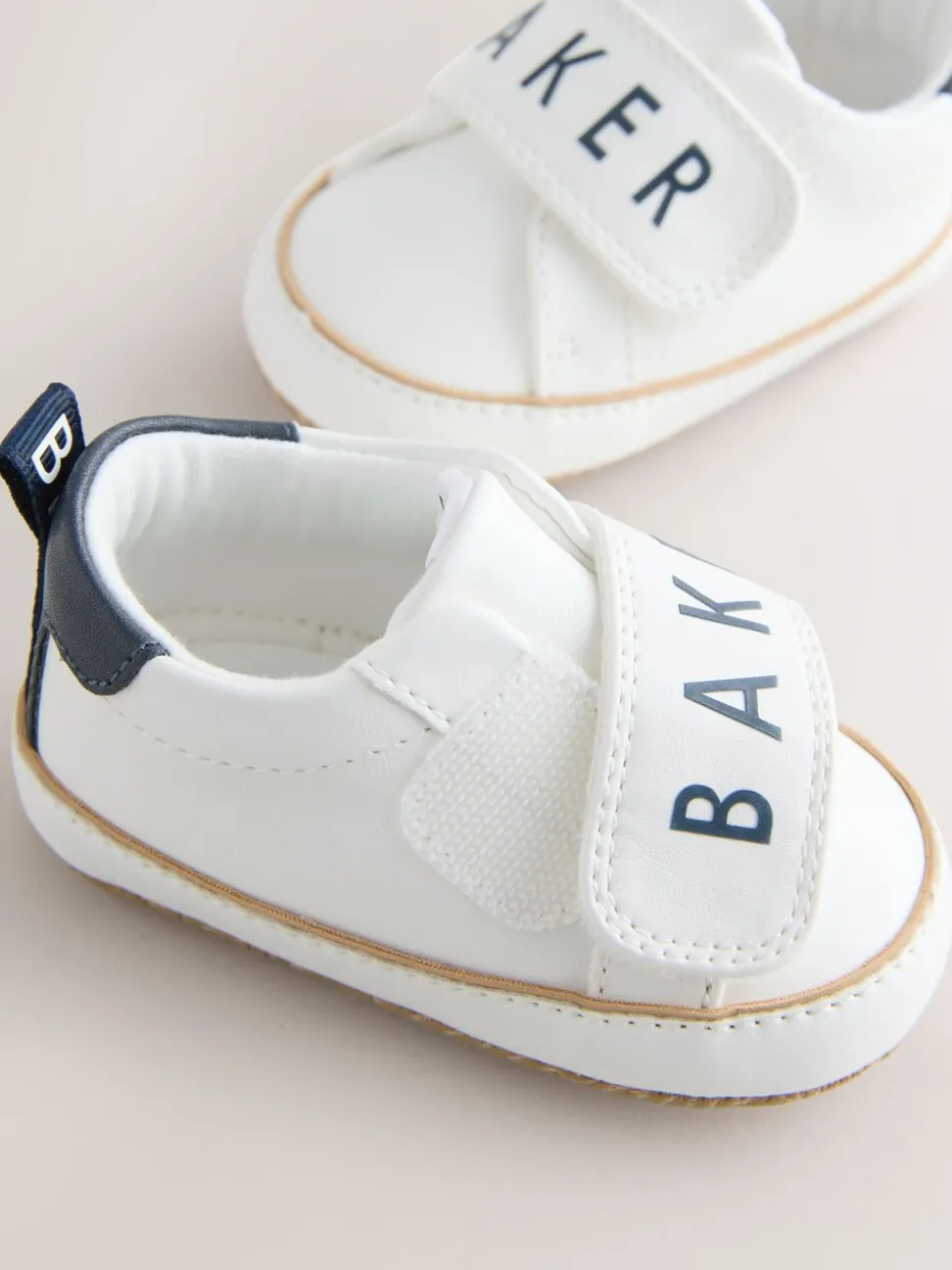 Wit - Baker by Ted Baker Baby Padders Trainers