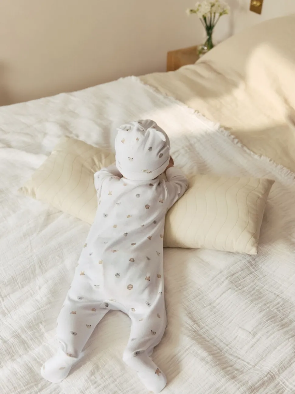 Wit - Born in 2026 baby pyjama en muts set (0 - 9 mnd)