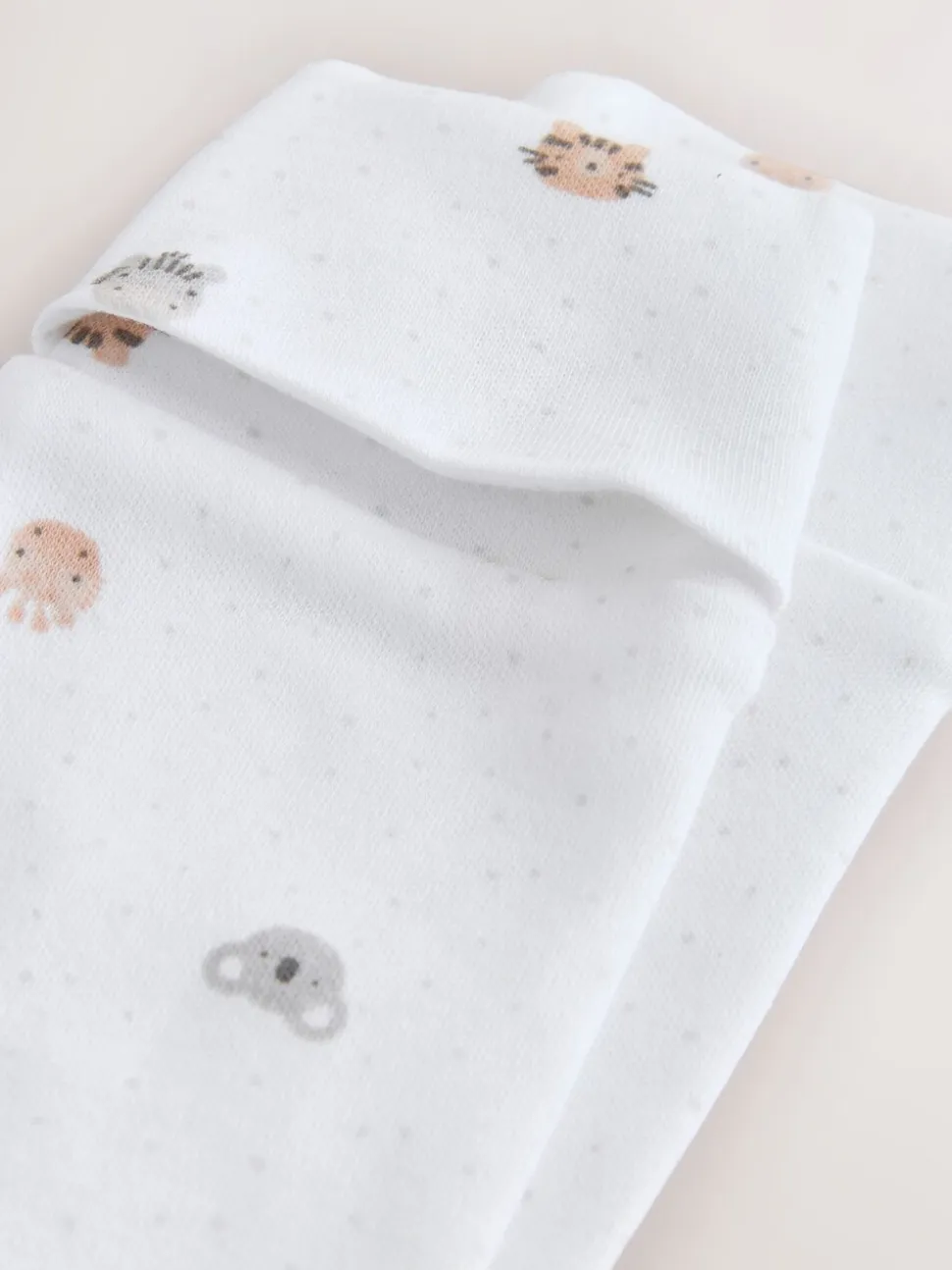Wit - Born in 2026 baby pyjama en muts set (0 - 9 mnd)