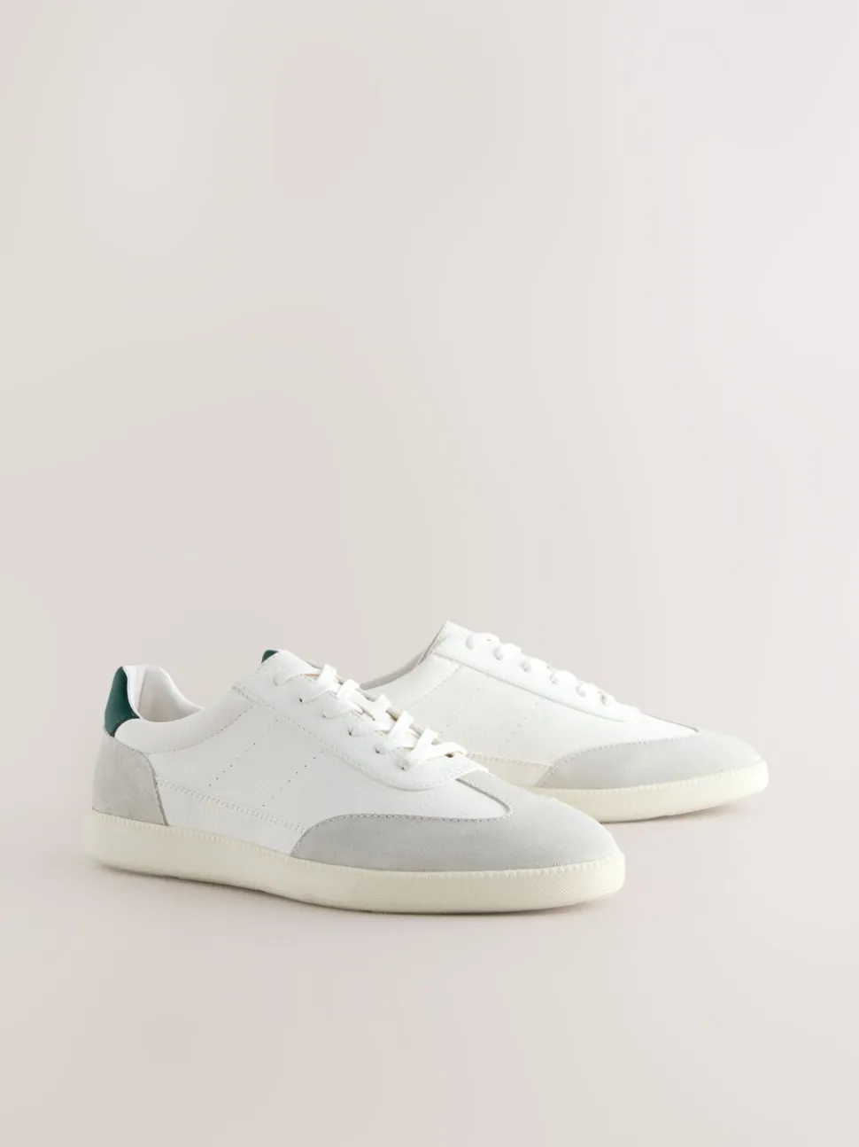 Wit - Chic-casual vetersneakers met suède afwerking