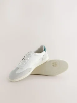Wit - Chic-casual vetersneakers met suède afwerking
