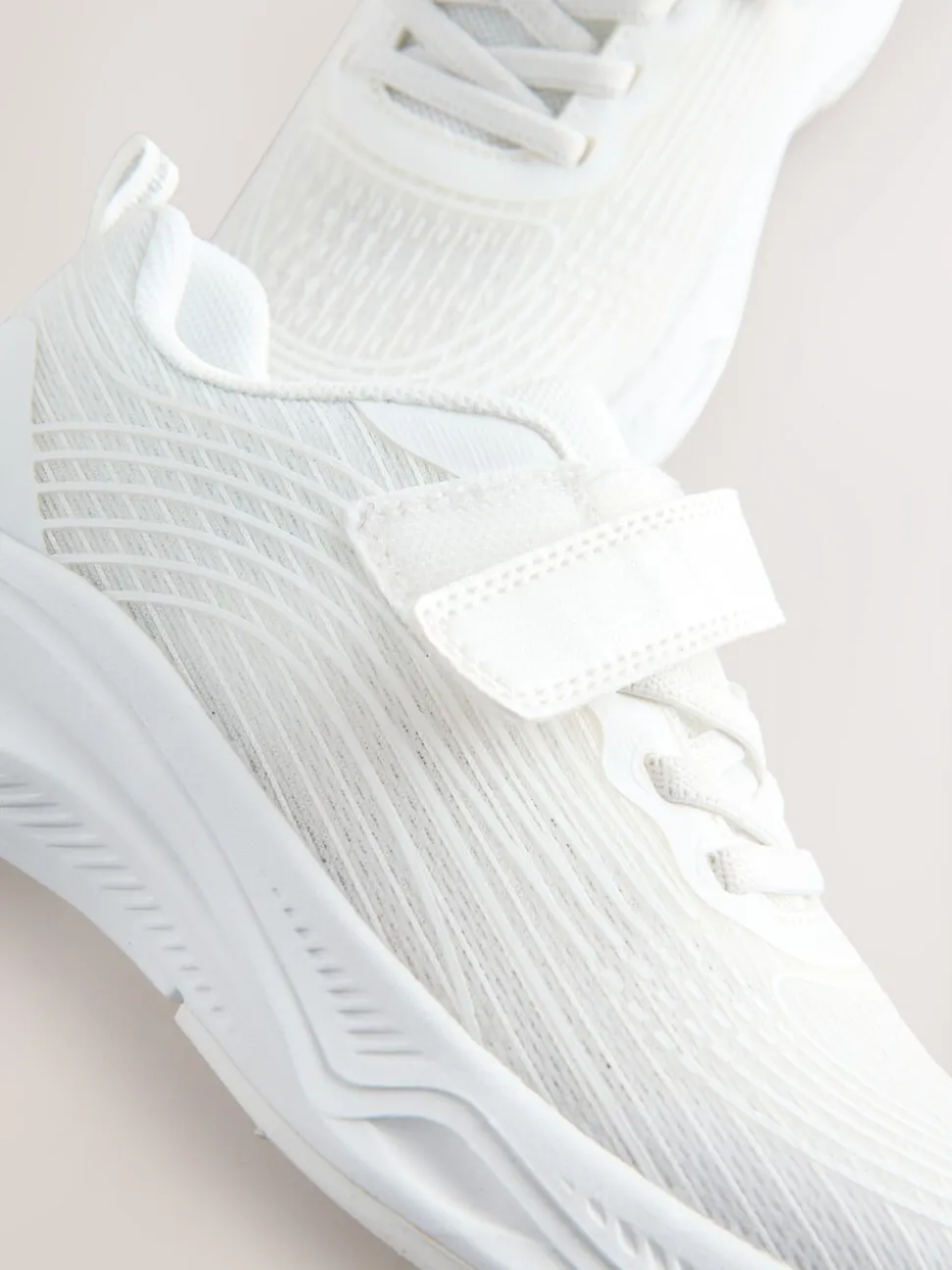 Wit - Elastische sneakers met veters