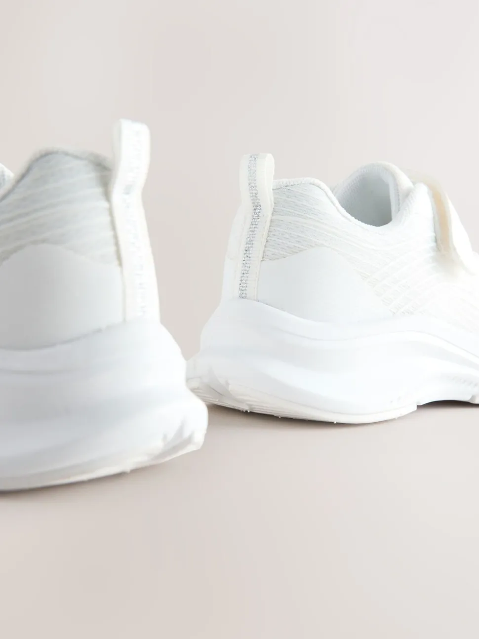 Wit - Elastische sneakers met veters