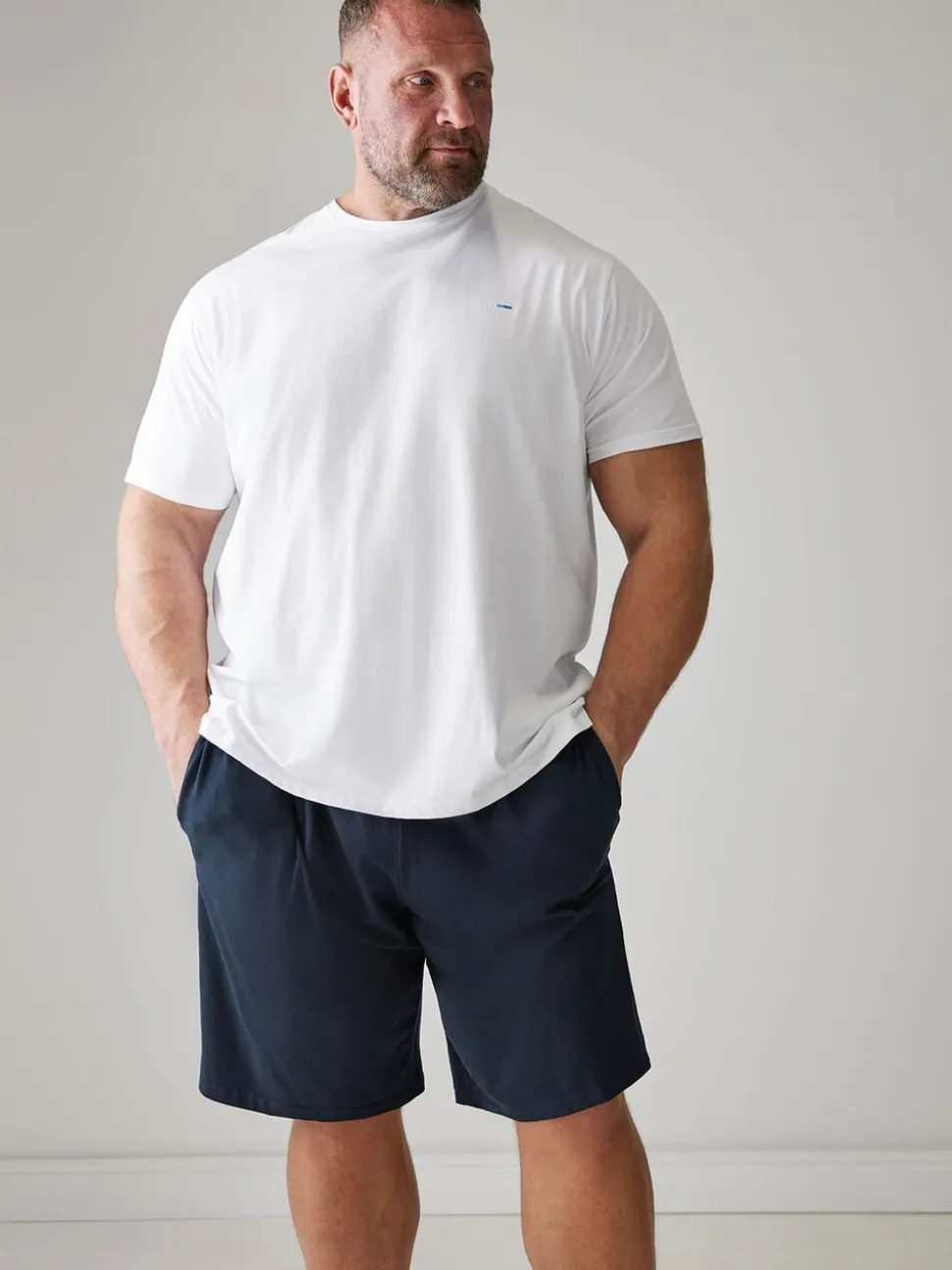 Wit / marineblauw - BadRhino Big & Tall Lounge 100% katoenen short en T-shirt set