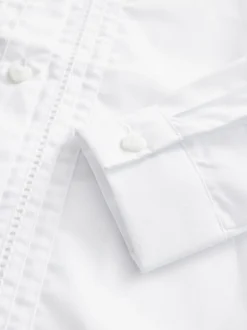Wit - Schoolblouse met lange mouwen en kantafwerking (3-14 jr)