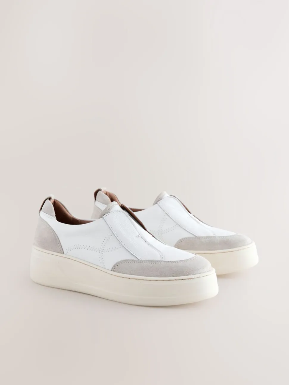 Wit - Signature leren instapsneakers met dikke zool en plateauzool