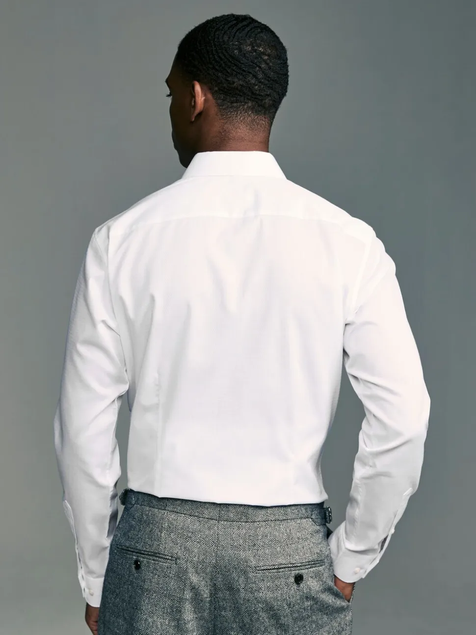 Wit - Slim Fit - Onderhoudsvriendelijk, getextureerd, slim fit overhemd met enkele manchet