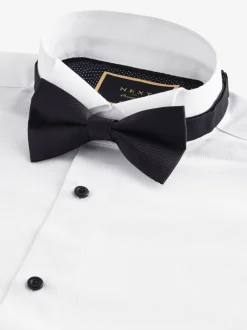 Wit - Slim Fit - Slim Fit Single Cuff Shirt With Wing Collar And Bow Tie Pack