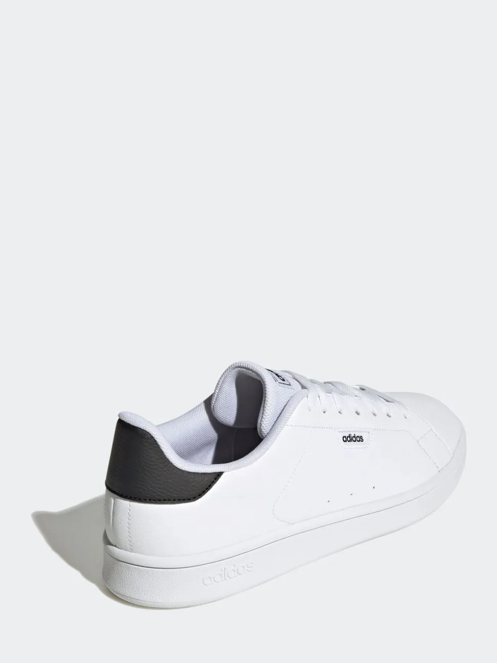 Wit en zwart - adidas Urban Court Trainers