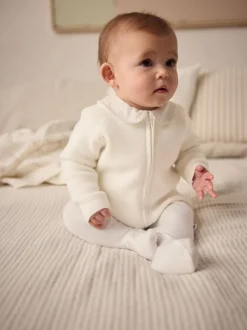 Wit gebreid - Babyvest