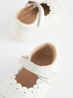 Wit leer - Mary Jane babyschoenen