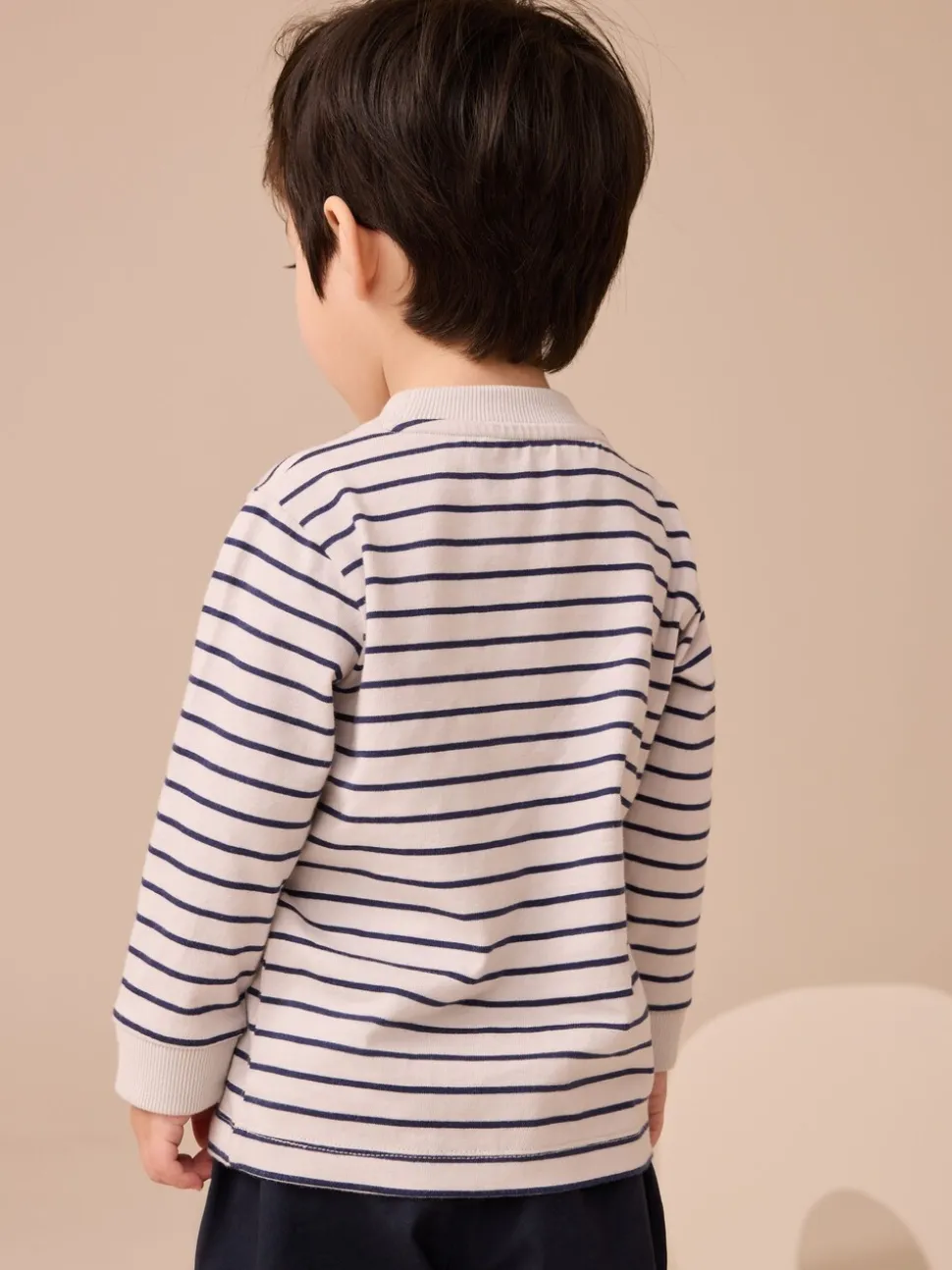 Wit/blauw gestreepte berenauto - T-shirt met applicatie en lange mouwen (3 mnd-7 jr)
