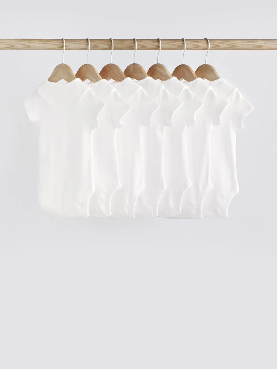 Witte must-have - Rompertjes met korte mouwen