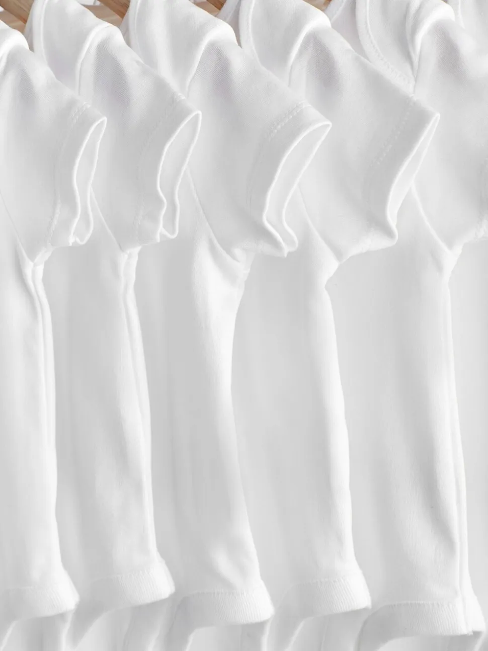 Witte must-have - Rompertjes met korte mouwen